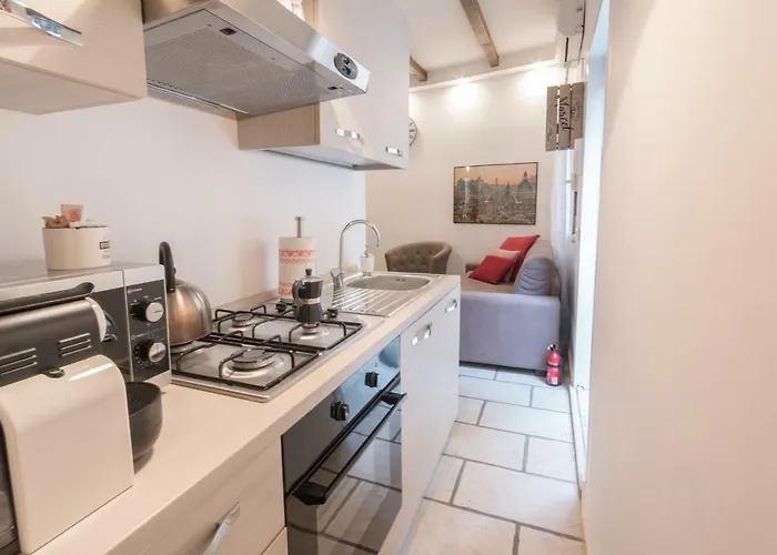 Leonina 75 Holidays Roma